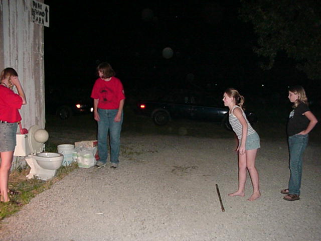 Kids1.JPG (38447 bytes)