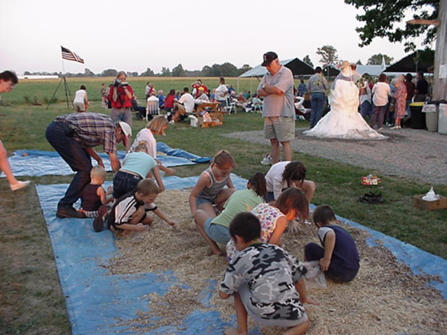 Kids5.JPG (64024 bytes)