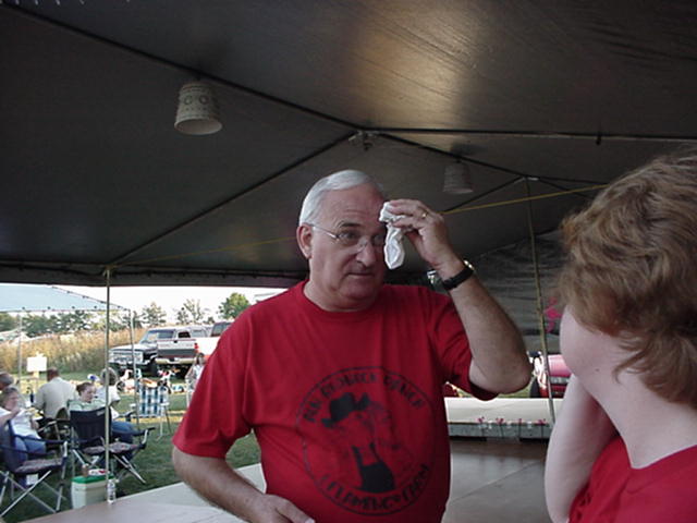 pos23.JPG (40898 bytes)
